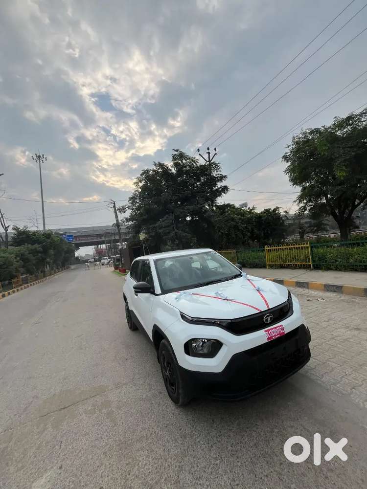 Tata Punch 2025 Petrol 3500 Km Driven