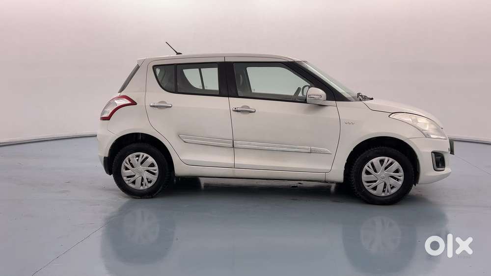 Maruti Suzuki Swift Vvt Vxi, 2016, Petrol