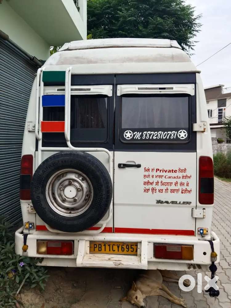 Tempo Traveler