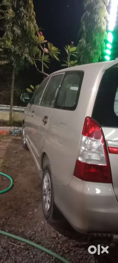 Toyota Innova 2014
