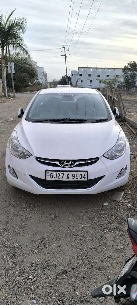 Hyundai Elantra 2012