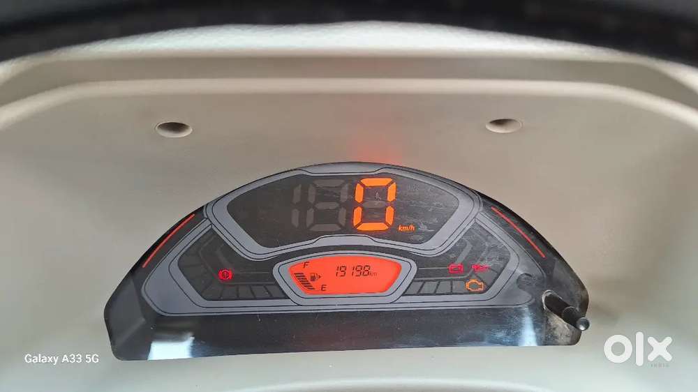 Music Player 
Center Lock 
Spare Tyre Unused