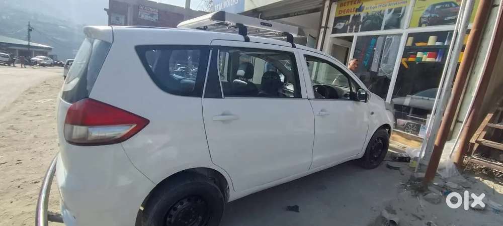 Maruti Suzuki Ertiga 2016