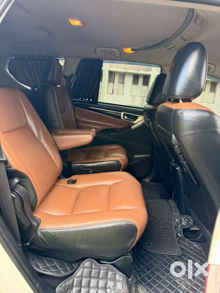 Toyota Innova Crysta 2.4 V, 2017, Diesel