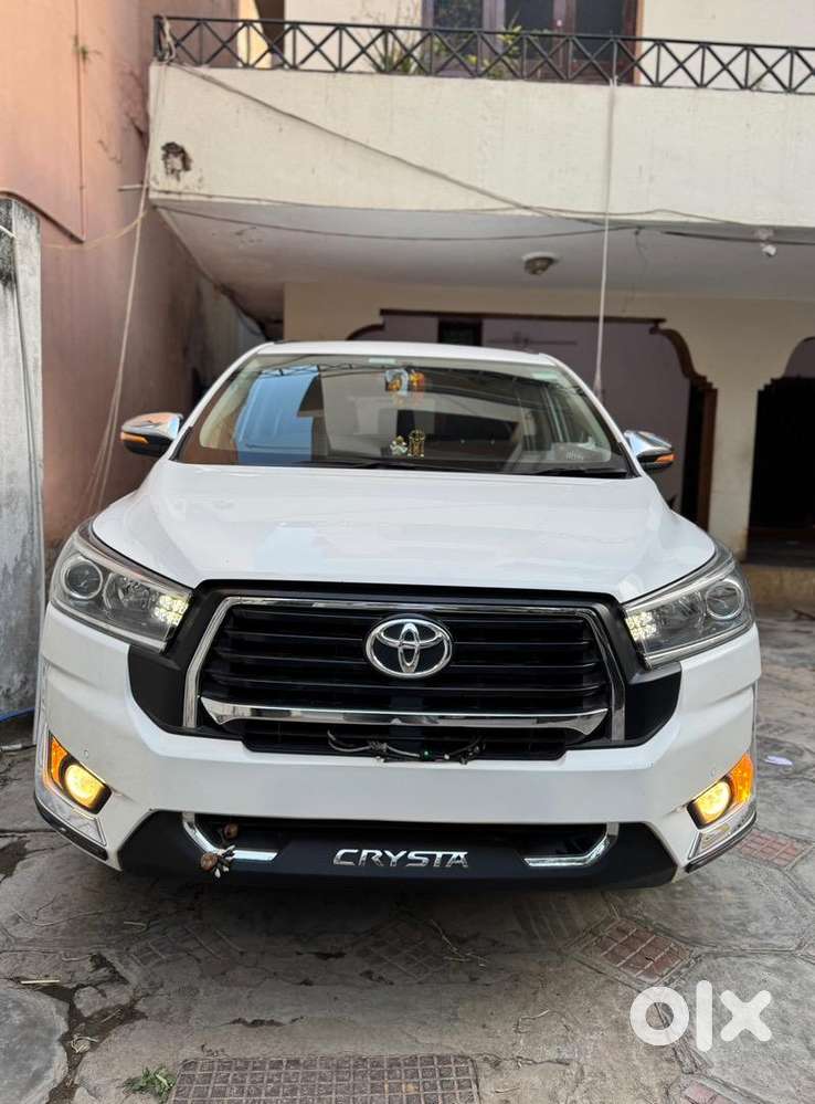 Toyota Innova Crysta 2024 Diesel 30000 Km Driven