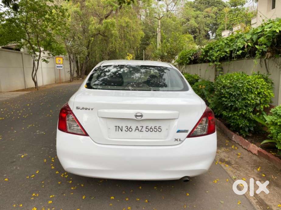 Nissan Sunny, 2012, Diesel