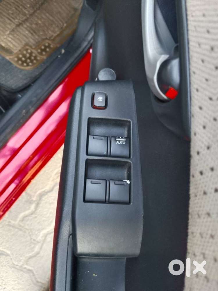 Honda Jazz 2011-2013 S, 2011, Petrol