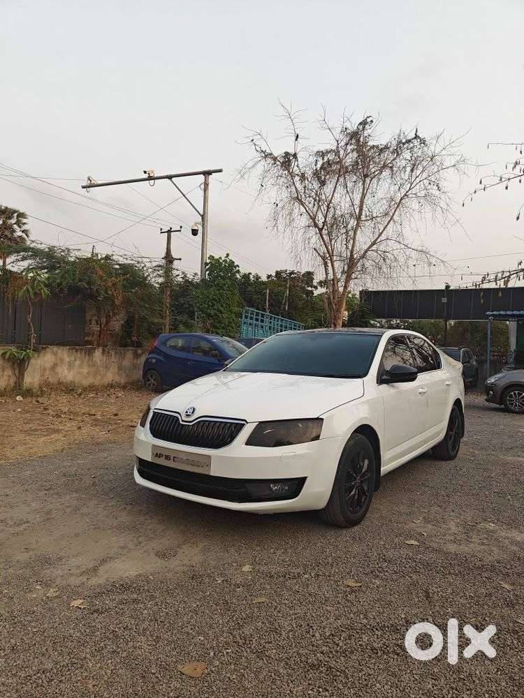 Skoda Octavia 2.0 Tdi Style Plus At, 2016, Diesel