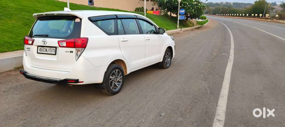 Toyota Innova Crysta 2.4 G Mt 8s, 2021, Diesel