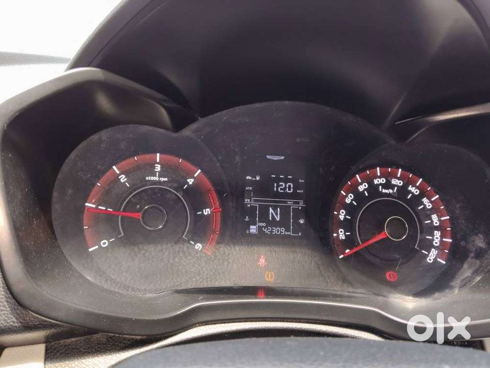 Mahindra Xuv300 W6 Diesel, 2022, Diesel