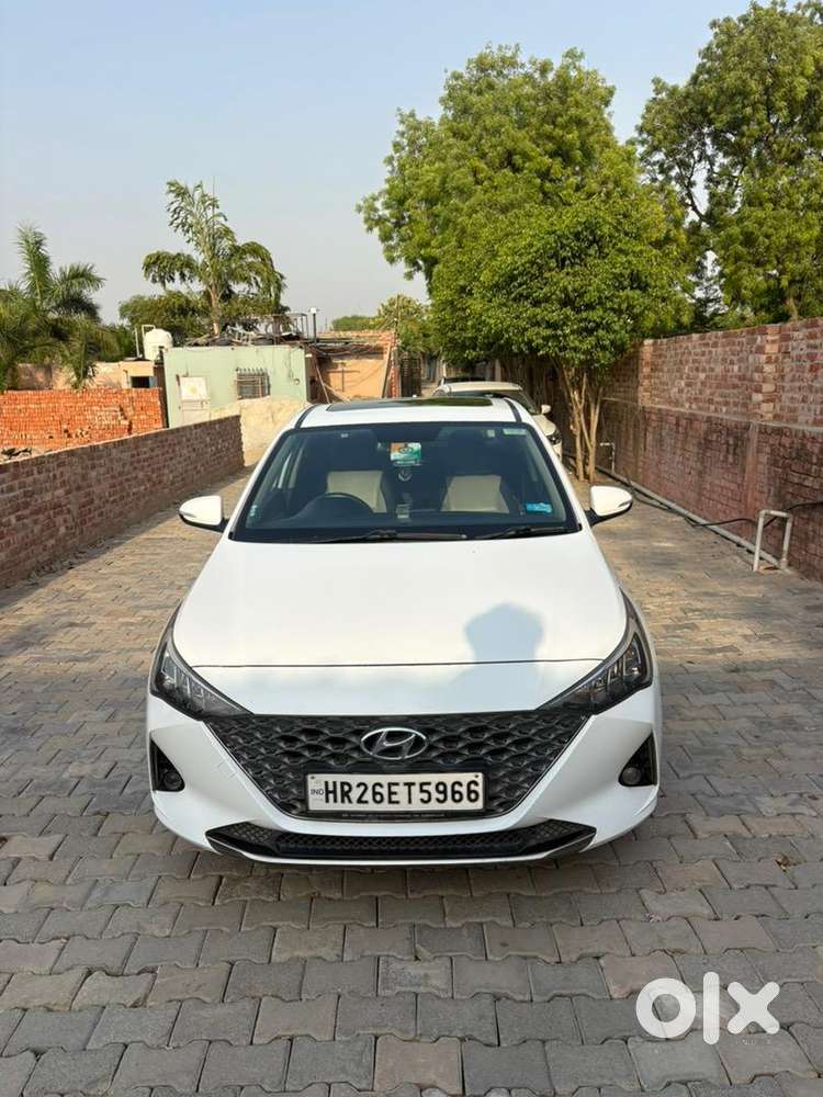Hyundai Verna 2022 Diesel Well Maintained