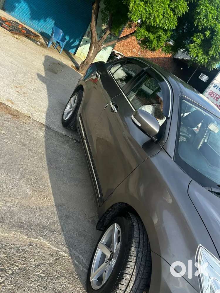 Maruti Suzuki Dzire 2022 Variant Vxi
