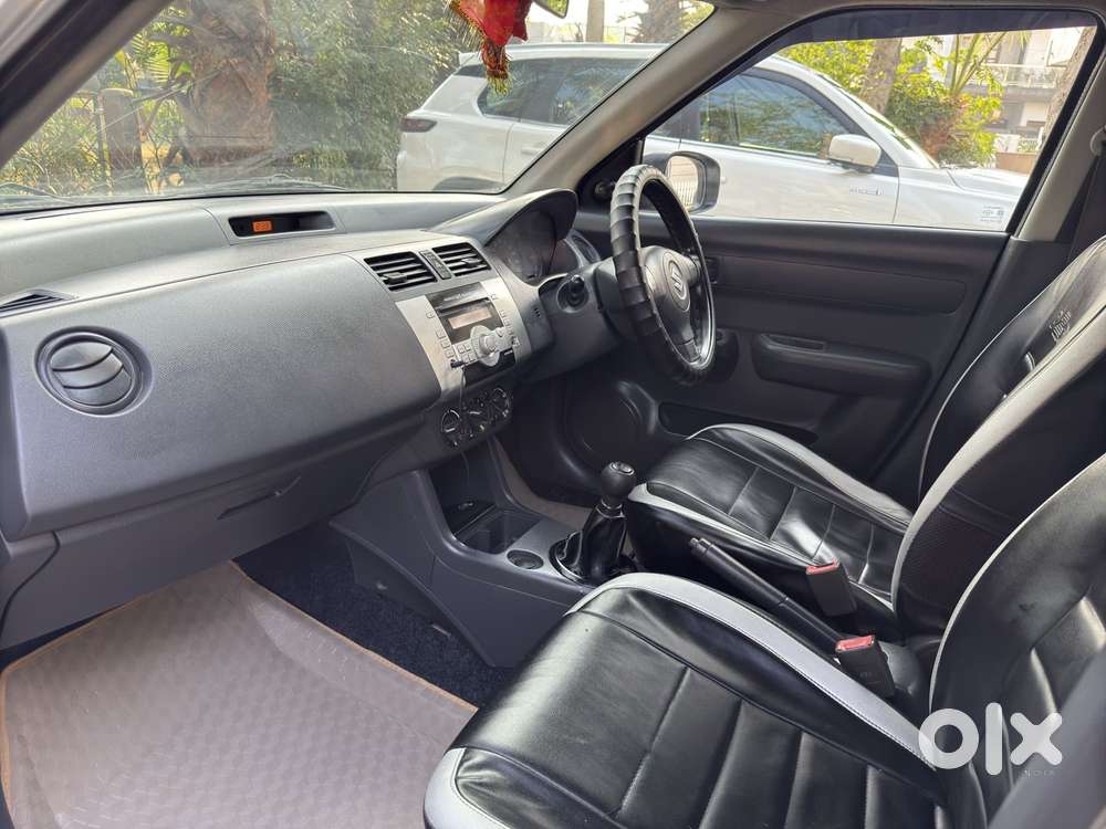 Maruti Suzuki Swift Dzire 1.3 Lxi, 2011, Petrol
