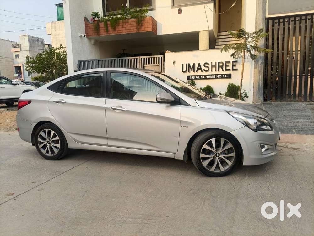 Hyundai Verna 1.6 Sx (o) Crdi At, 2015, Diesel