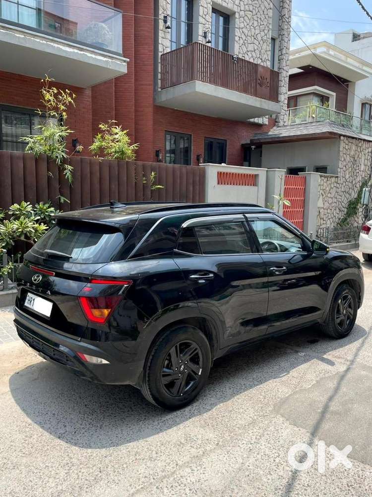 Hyundai Creta Petrol Sunroof 8/2023 S+ Knight Edition