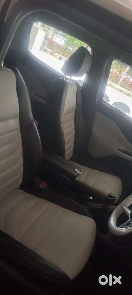Nissan Magnite 2024 Petrol 13000 Km Driven
