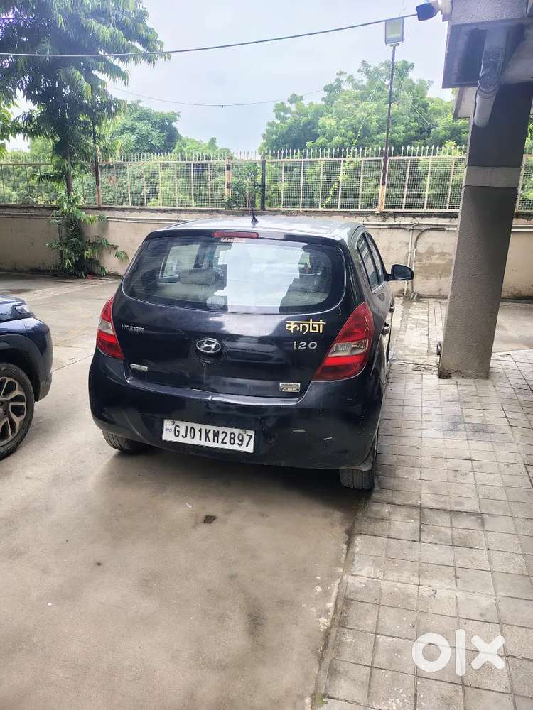 Hyundai I20 2011 Diesel 120000 Km Driven