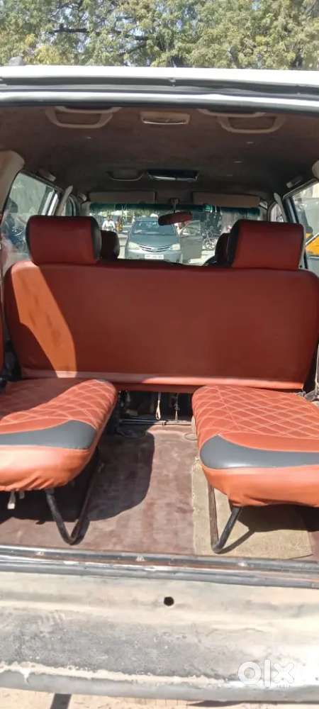 Chevrolet Tavera 2014 Diesel 240000 Km Driven