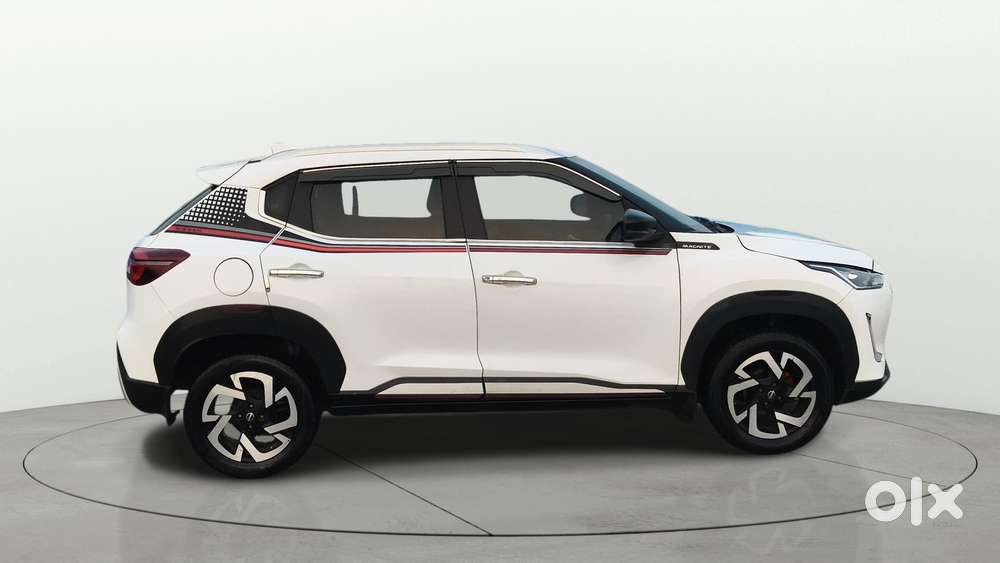 Nissan Magnite 1.0 Xv Red Edition, 2022, Petrol