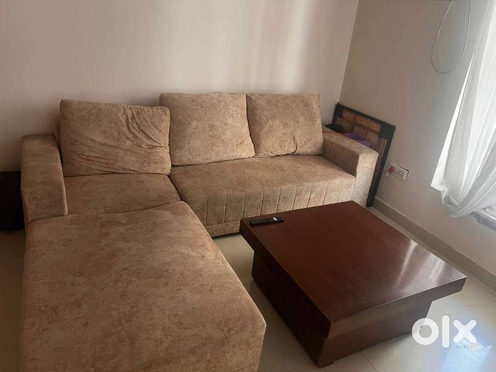 Very good sofa with sleepwell cushions