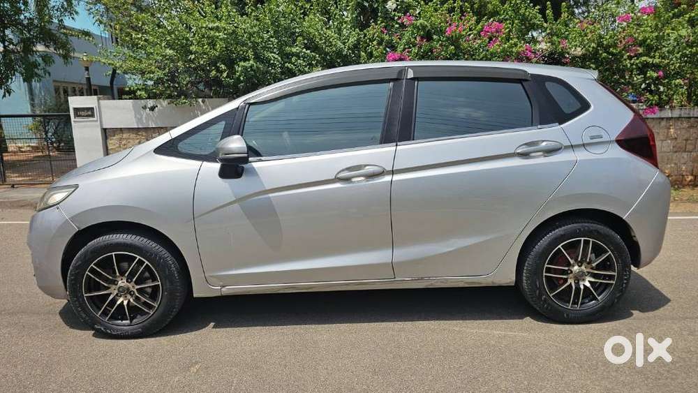 Honda Jazz V Automatic, 2017, Petrol