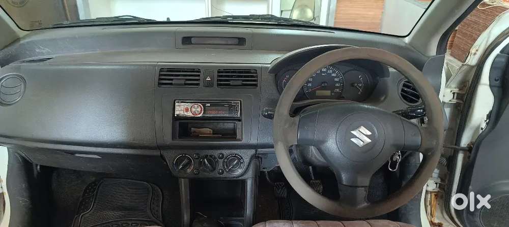 Maruti Suzuki Swift Petrol And Cng