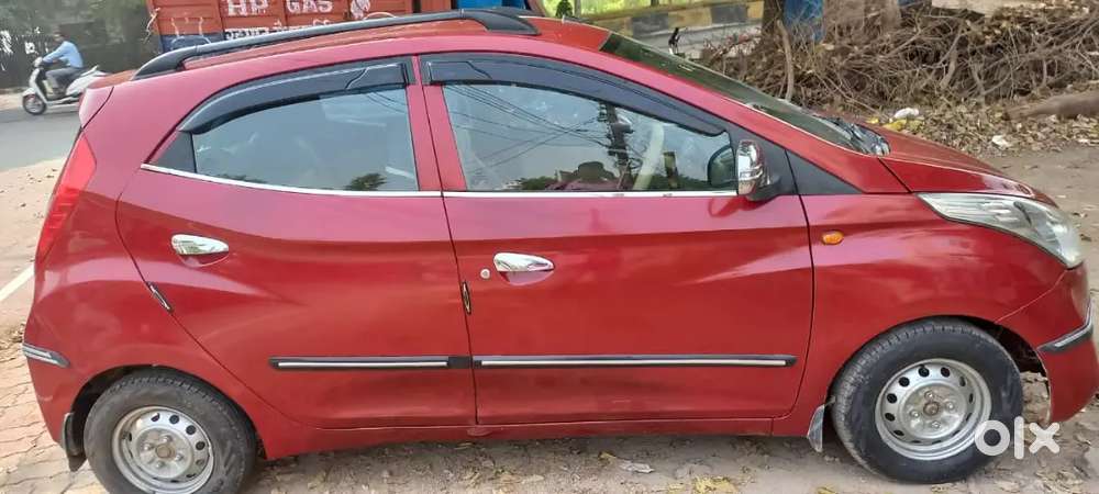 Hyundai Eon 2017 Cng & Hybrids 82000 Km Driven