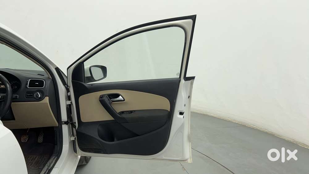 Volkswagen Polo 2009-2013 Petrol Highline 1.2l, 2014, Petrol