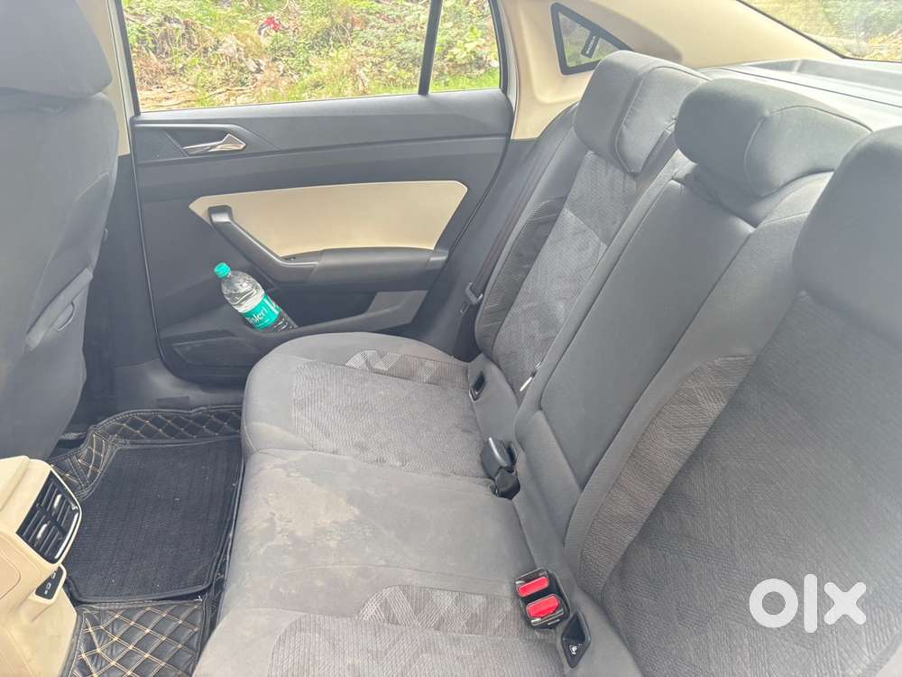 Skoda Slavia Petrol 2025