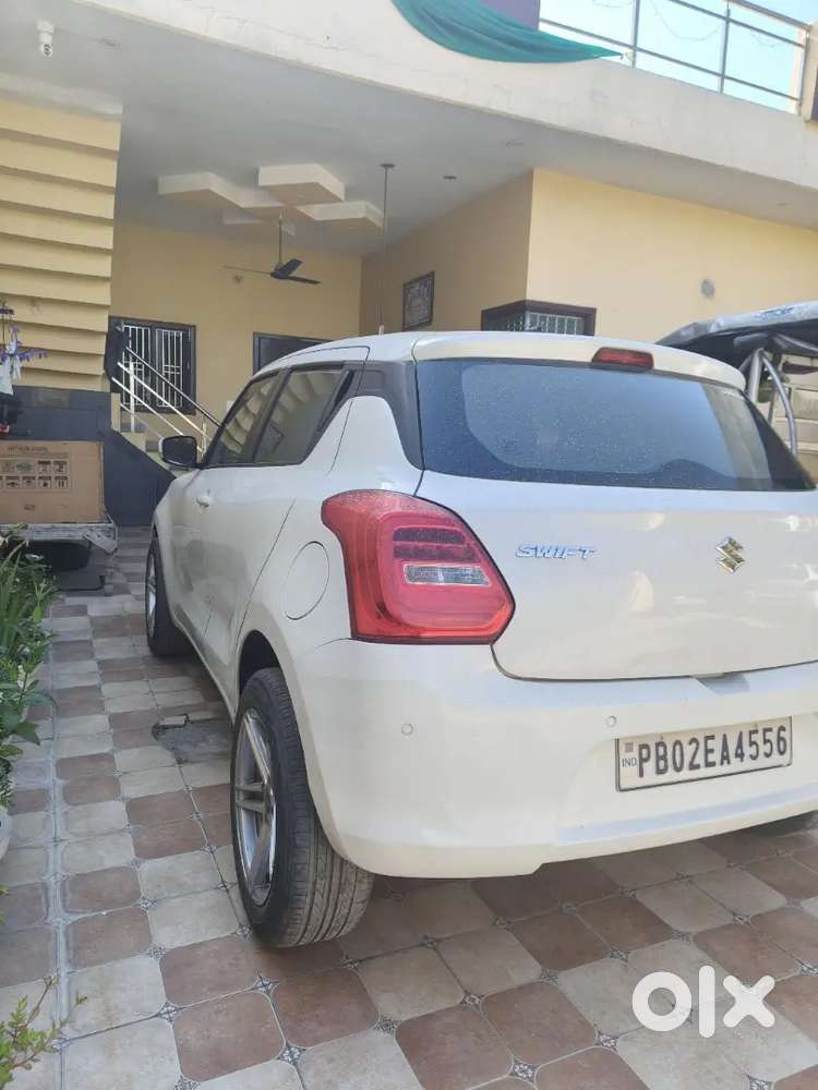 Showroom Condition E Swift