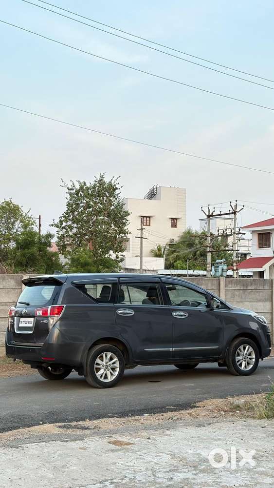 Toyota Innova Crysta 2.4 V 7 Str, 2016, Diesel
