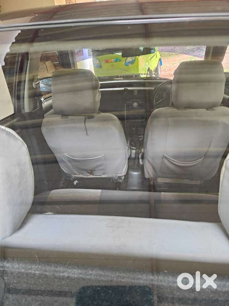 Maruti Suzuki Swift Dzire Vxi, 2011, Petrol