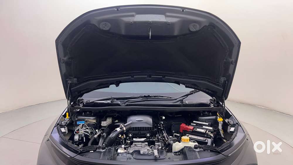 Tata Nexon Pure (s) 1.2 Petrol 6amt, 2026, Petrol