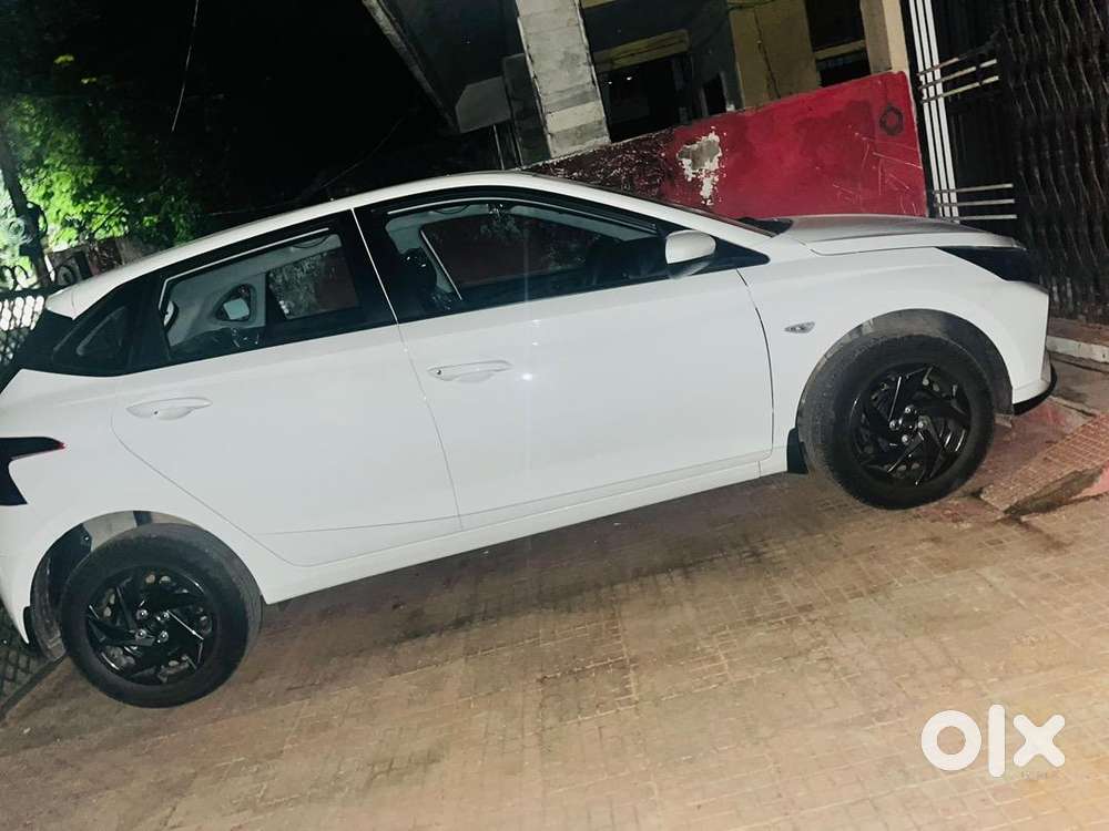 Hyundai I20 Magna 2023 Warranty Till 2028.