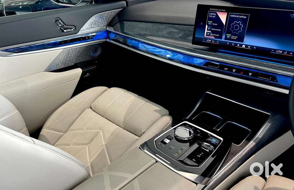 Bmw I7 M70 Xdrive, 2025, Electric