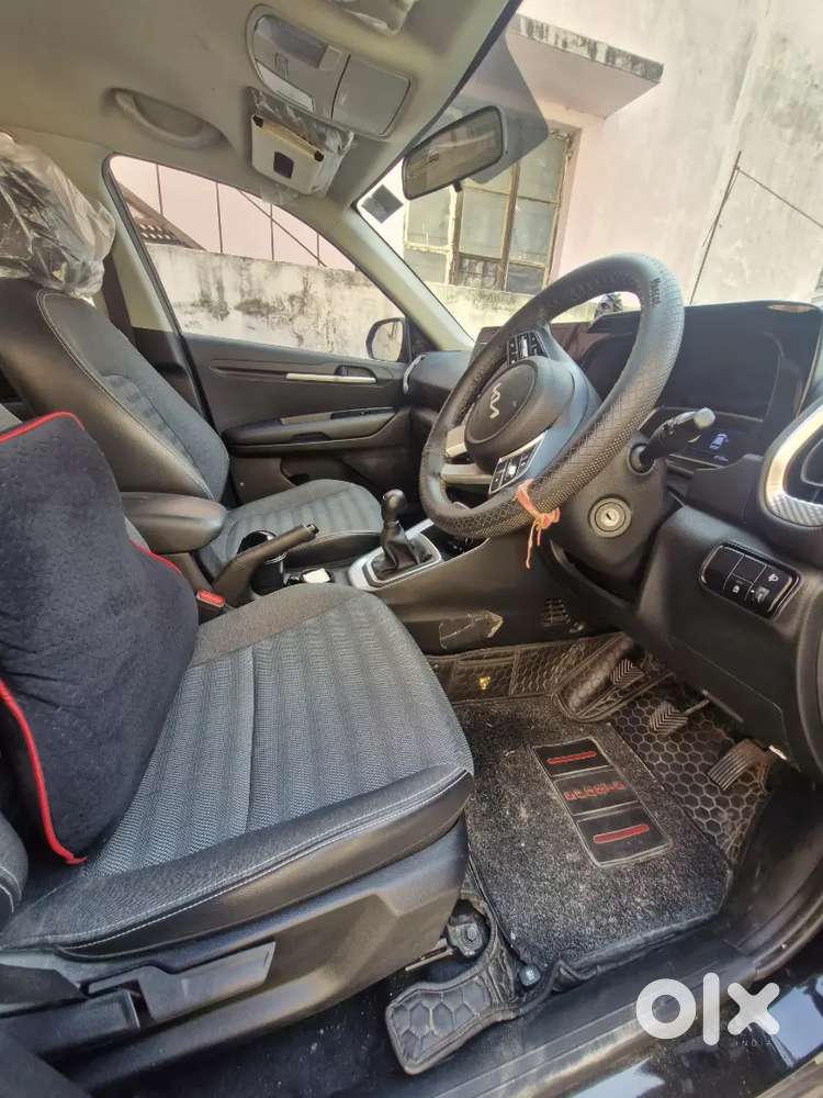 Kia Sonet 2023 ( August)petrol Well Maintained