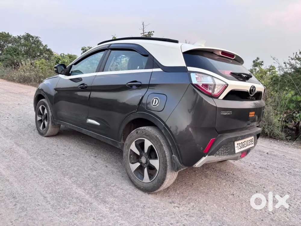 Tata Nexon Xz Plus Dual Tone Push Start