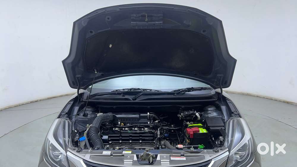 Maruti Suzuki Baleno 1.2 Zeta At, 2021, Petrol