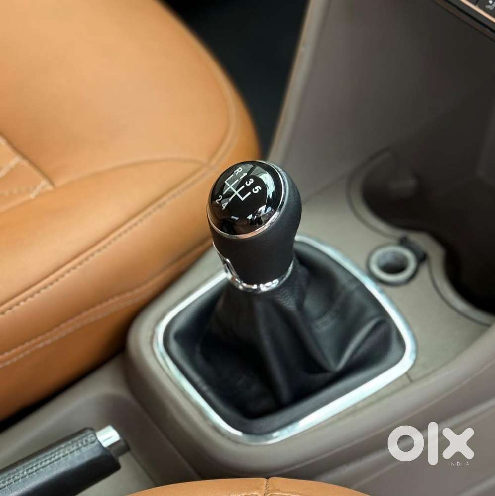 Skoda Rapid Elegance 1.6 Tdi Cr Manual, 2013, Diesel