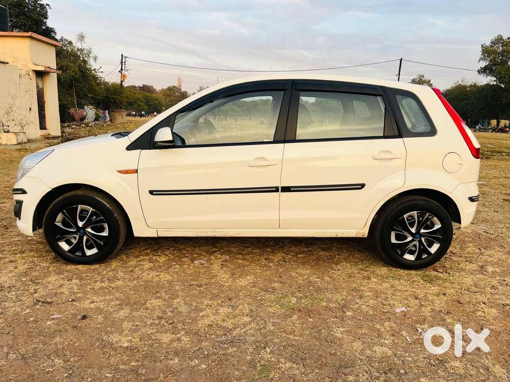 Ford Figo 2010-2012 Diesel Lxi, 2011, Diesel
