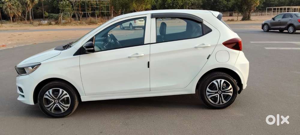 Tata Tiago 1.2 Revotron Xt Cng, 2022, Cng & Hybrids