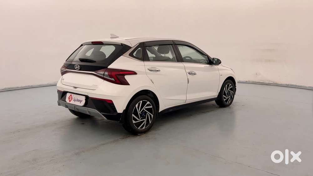 Hyundai New I20 1.2 Asta (o) Ivt, 2024, Petrol