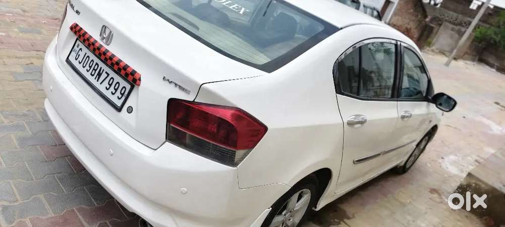 Honda City 2010 मैन्युअल सीएनजी