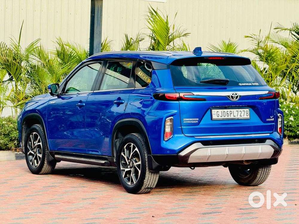 Toyota Urban Cruiser Hyryder 1.5 V Hybrid, 2023, Petrol