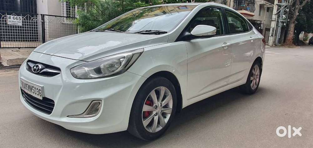 Hyundai Verna Fluidic 1.6 Vtvt Sx, 2013, Petrol