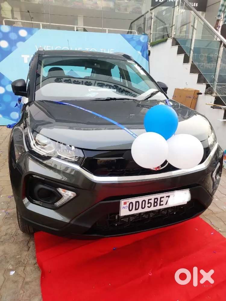 Tata Nexon Xm, With Touch Screen Lcd Monitor And Back Camera Enabled