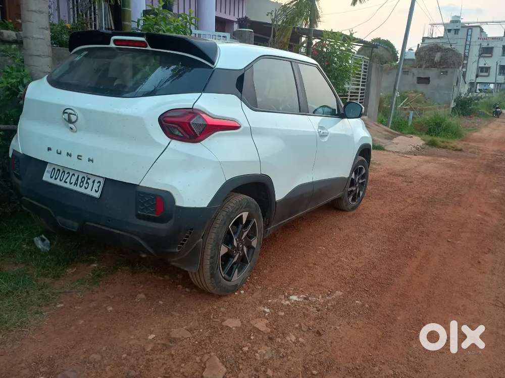 Showroom Condition Tata Punch Single Handed