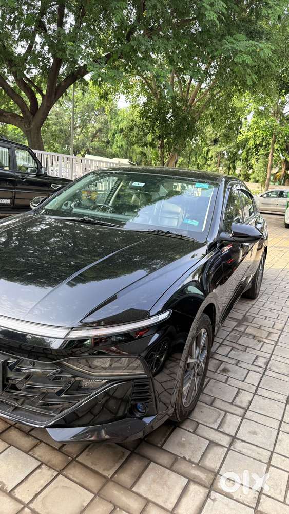 Hyundai Verna Sx(o) Petrol At, 2023, Petrol