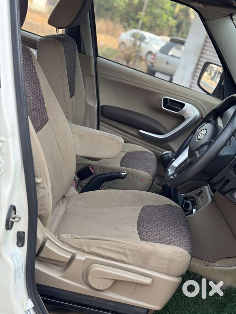 Mahindra Tuv 300 T8, 2018, Diesel