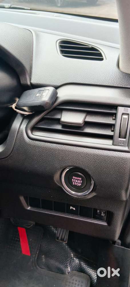 Maruti Suzuki Swift Amt Zxi Plus, 2018, Petrol